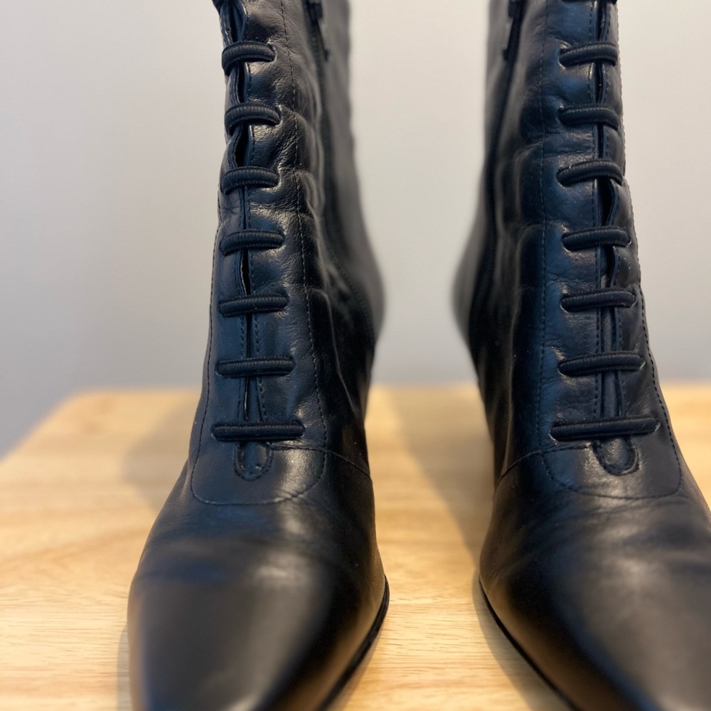 Alexis Black Leather Ankle Boots size 10M - Picture 3 of 9